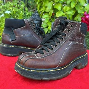 🏴󠁧󠁢󠁥󠁮󠁧󠁿 Dr. Martens England Split Toe Chunky Ankle / Hiking Boots UK 6